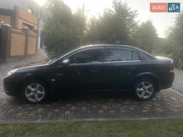 Черный Опель Вектра, объемом двигателя 1.8 л и пробегом 200 тыс. км за 4900 $, фото 3 на Automoto.ua