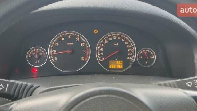 Черный Опель Вектра, объемом двигателя 2.2 л и пробегом 292 тыс. км за 3700 $, фото 17 на Automoto.ua