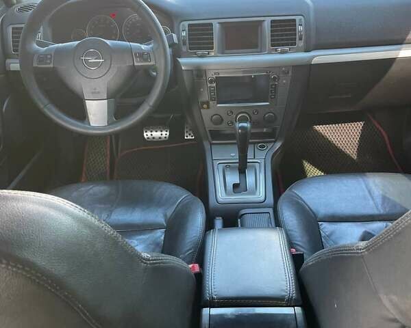 Черный Опель Вектра, объемом двигателя 2.2 л и пробегом 360 тыс. км за 4700 $, фото 3 на Automoto.ua