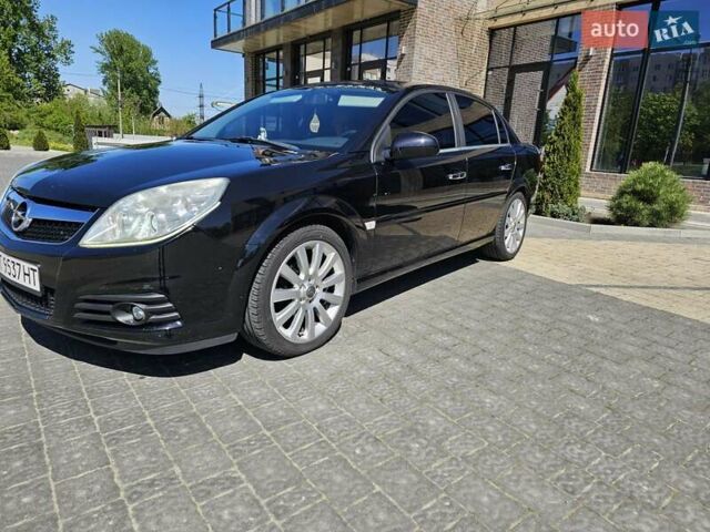 Черный Опель Вектра, объемом двигателя 1.8 л и пробегом 259 тыс. км за 6600 $, фото 1 на Automoto.ua