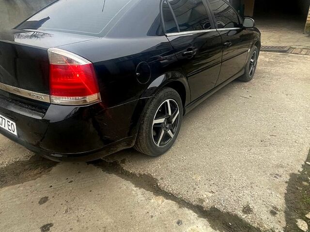 Черный Опель Вектра, объемом двигателя 1.8 л и пробегом 320 тыс. км за 5300 $, фото 2 на Automoto.ua