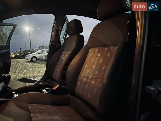 Опель Вектра 2007 в Тернополе на Automoto.ua Черный Опель Вектра, объемом двигателя 1.8 л и пробегом 349 тыс. км за 3499 $, фото 12 на Automoto.ua