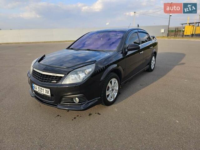 Черный Опель Вектра, объемом двигателя 2.2 л и пробегом 300 тыс. км за 7500 $, фото 1 на Automoto.ua