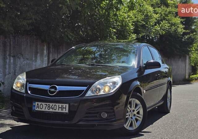 Чорний Опель Вектра, об'ємом двигуна 1.6 л та пробігом 215 тис. км за 3900 $, фото 1 на Automoto.ua