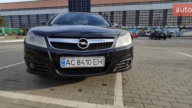 Черный Опель Вектра, объемом двигателя 2.2 л и пробегом 292 тыс. км за 3700 $, фото 1 на Automoto.ua