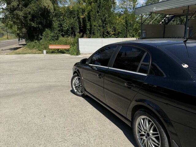 Чорний Опель Вектра, об'ємом двигуна 2.2 л та пробігом 350 тис. км за 4524 $, фото 3 на Automoto.ua