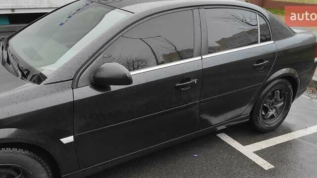 Черный Опель Вектра, объемом двигателя 2.2 л и пробегом 182 тыс. км за 5500 $, фото 3 на Automoto.ua