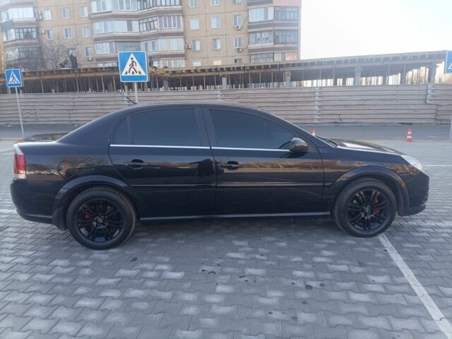 Черный Опель Вектра, объемом двигателя 2.2 л и пробегом 320 тыс. км за 4650 $, фото 5 на Automoto.ua