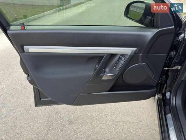 Черный Опель Вектра, объемом двигателя 2.2 л и пробегом 173 тыс. км за 5000 $, фото 32 на Automoto.ua