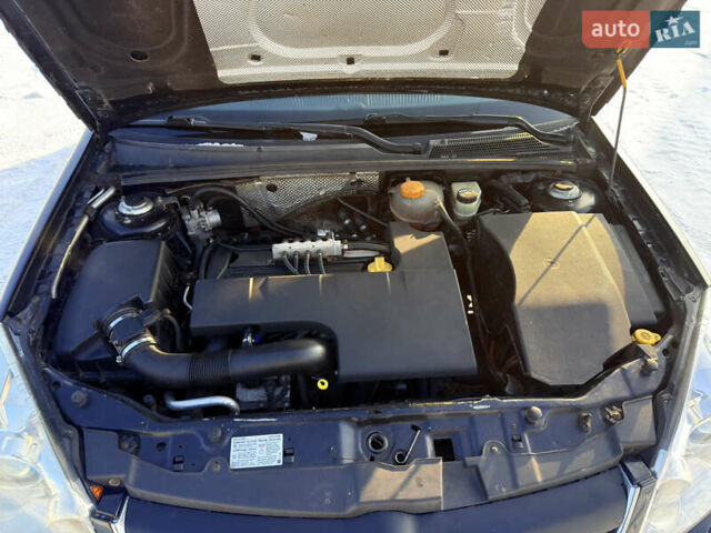 Чорний Опель Вектра, об'ємом двигуна 2.2 л та пробігом 223 тис. км за 4199 $, фото 14 на Automoto.ua