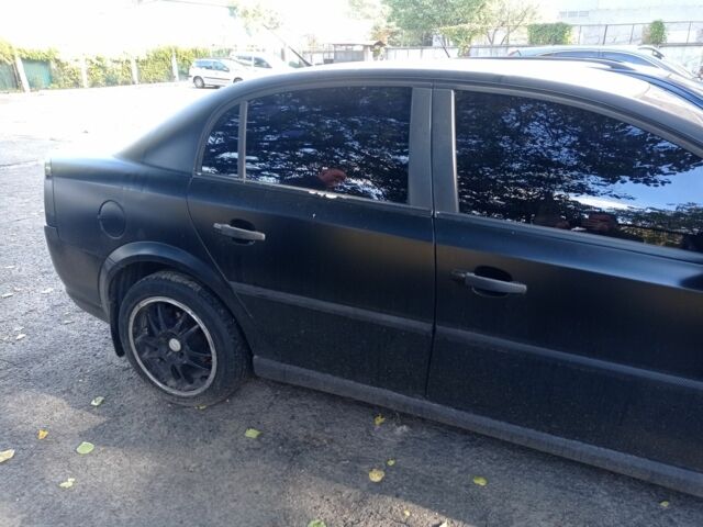 Опель Вектра 2007 у Черкасах на Automoto.ua Чорний Опель Вектра, об'ємом двигуна 2.2 л та пробігом 220 тис. км за 3600 $, фото 2 на Automoto.ua