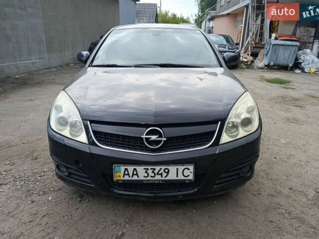 Черный Опель Вектра, объемом двигателя 2.2 л и пробегом 325 тыс. км за 2500 $, фото 4 на Automoto.ua