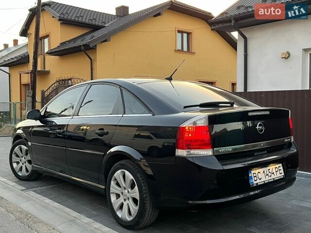 Черный Опель Вектра, объемом двигателя 2.2 л и пробегом 220 тыс. км за 4200 $, фото 4 на Automoto.ua