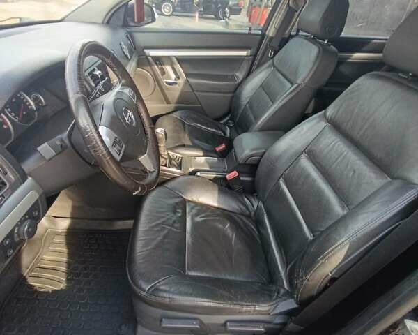 Черный Опель Вектра, объемом двигателя 2.2 л и пробегом 185 тыс. км за 5200 $, фото 13 на Automoto.ua