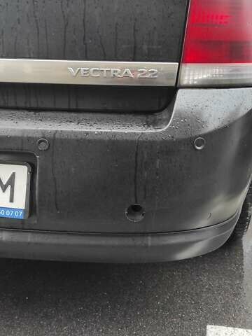 Черный Опель Вектра, объемом двигателя 2.2 л и пробегом 182 тыс. км за 5500 $, фото 8 на Automoto.ua