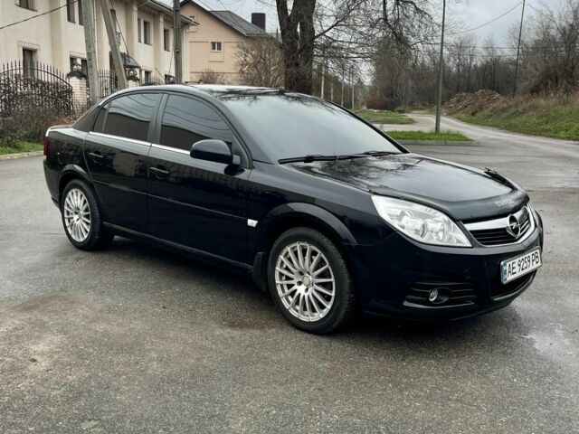 Чорний Опель Вектра, об'ємом двигуна 2.2 л та пробігом 185 тис. км за 5400 $, фото 8 на Automoto.ua