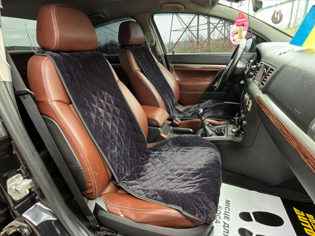 Черный Опель Вектра, объемом двигателя 2.2 л и пробегом 250 тыс. км за 5600 $, фото 22 на Automoto.ua