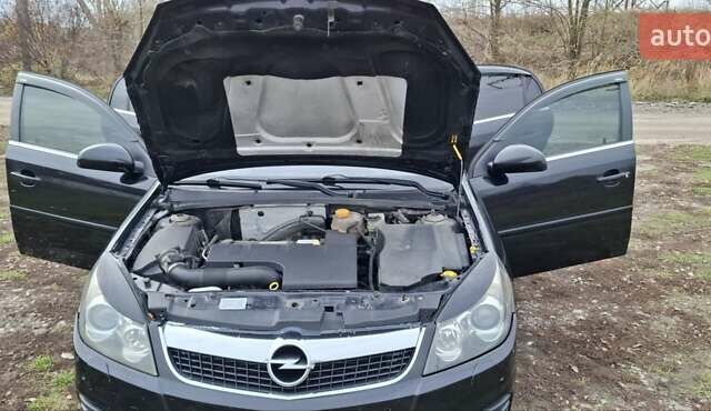 Черный Опель Вектра, объемом двигателя 2.2 л и пробегом 288 тыс. км за 5000 $, фото 12 на Automoto.ua