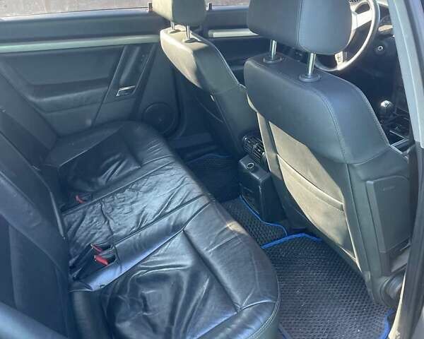 Черный Опель Вектра, объемом двигателя 2.2 л и пробегом 260 тыс. км за 4900 $, фото 9 на Automoto.ua