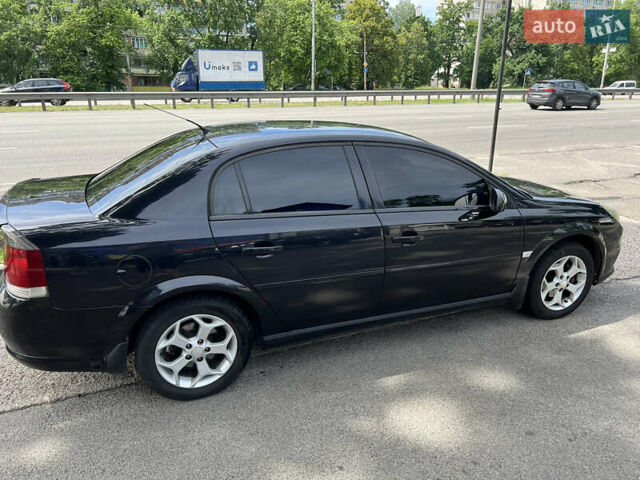 Чорний Опель Вектра, об'ємом двигуна 2.2 л та пробігом 200 тис. км за 5000 $, фото 7 на Automoto.ua