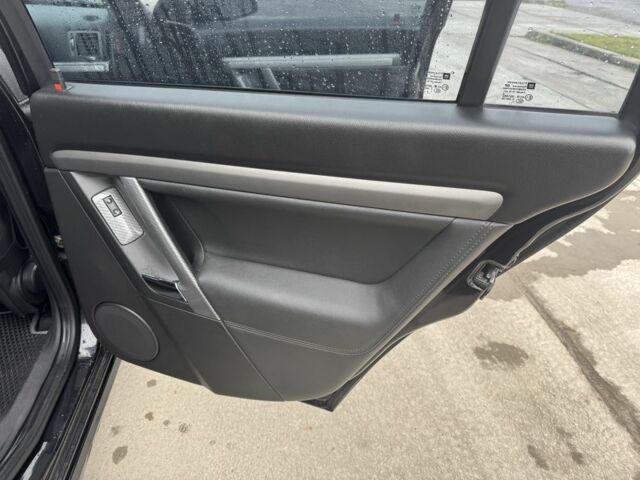 Черный Опель Вектра, объемом двигателя 2.2 л и пробегом 250 тыс. км за 5990 $, фото 15 на Automoto.ua