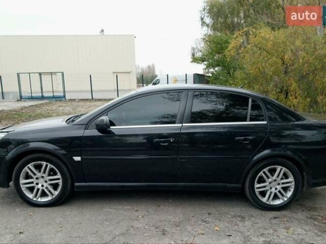 Черный Опель Вектра, объемом двигателя 2.2 л и пробегом 251 тыс. км за 4600 $, фото 5 на Automoto.ua