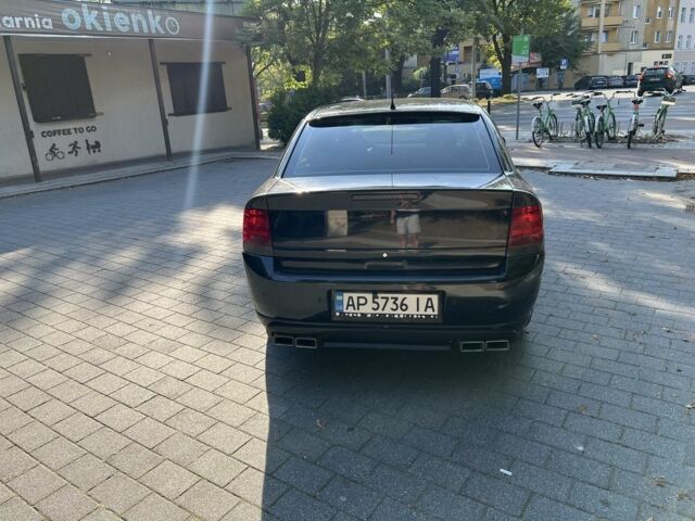 Черный Опель Вектра, объемом двигателя 2.2 л и пробегом 232 тыс. км за 6200 $, фото 1 на Automoto.ua