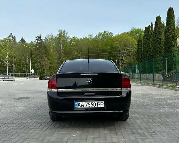 Черный Опель Вектра, объемом двигателя 2.2 л и пробегом 134 тыс. км за 6300 $, фото 1 на Automoto.ua