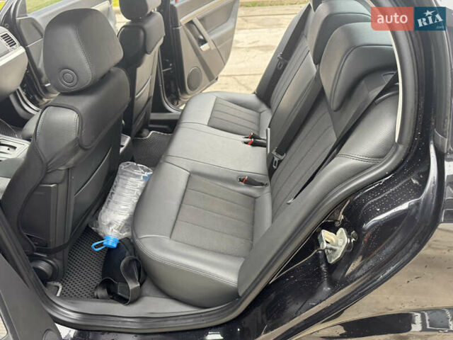 Чорний Опель Вектра, об'ємом двигуна 2.2 л та пробігом 245 тис. км за 6100 $, фото 4 на Automoto.ua