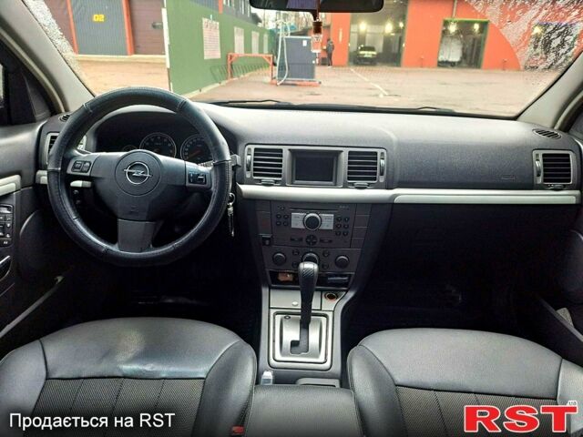 Черный Опель Вектра, объемом двигателя 2.2 л и пробегом 185 тыс. км за 5550 $, фото 6 на Automoto.ua