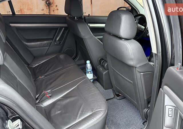 Черный Опель Вектра, объемом двигателя 2.2 л и пробегом 239 тыс. км за 6500 $, фото 1 на Automoto.ua