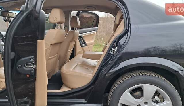 Черный Опель Вектра, объемом двигателя 2.2 л и пробегом 288 тыс. км за 5000 $, фото 6 на Automoto.ua