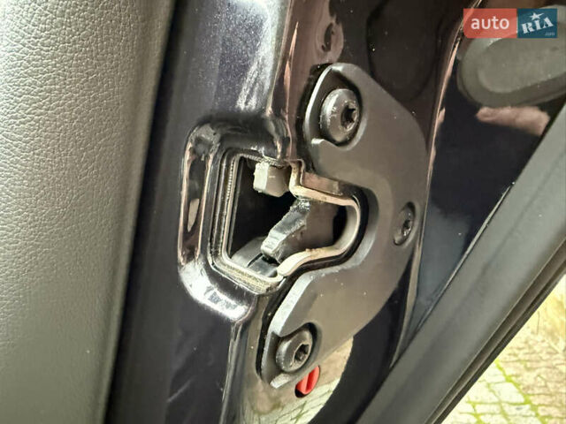 Чорний Опель Вектра, об'ємом двигуна 2.2 л та пробігом 33 тис. км за 9500 $, фото 53 на Automoto.ua