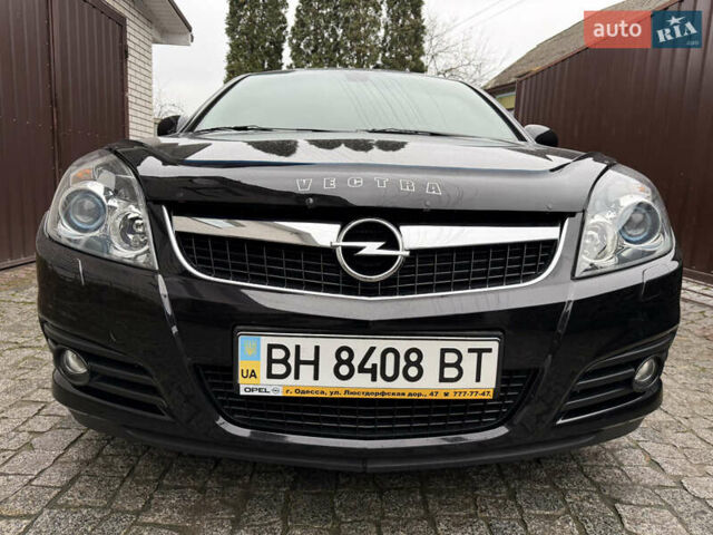 Чорний Опель Вектра, об'ємом двигуна 2.2 л та пробігом 33 тис. км за 9500 $, фото 6 на Automoto.ua