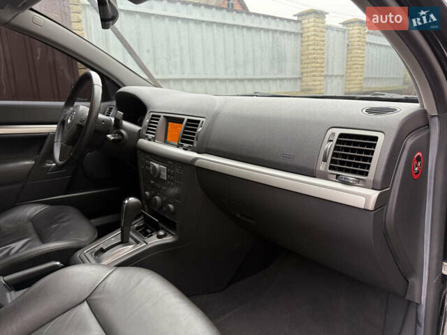 Чорний Опель Вектра, об'ємом двигуна 2.2 л та пробігом 33 тис. км за 9500 $, фото 59 на Automoto.ua