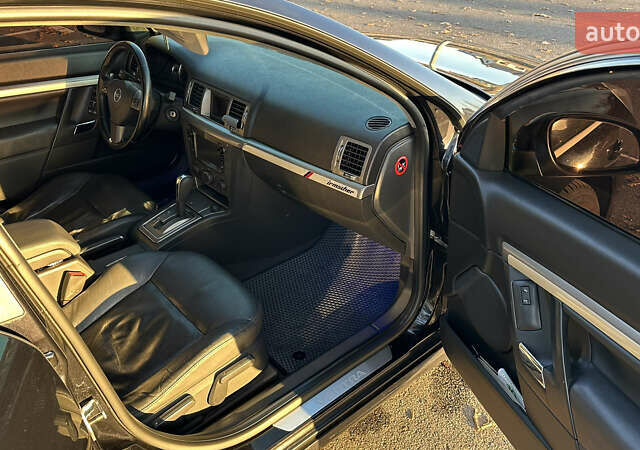 Черный Опель Вектра, объемом двигателя 2.2 л и пробегом 226 тыс. км за 6900 $, фото 13 на Automoto.ua