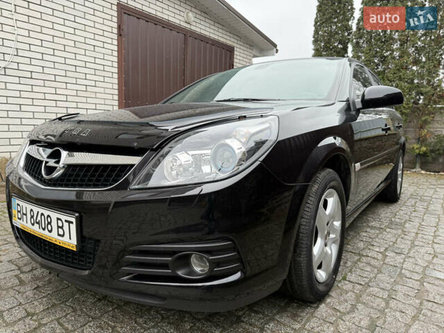 Чорний Опель Вектра, об'ємом двигуна 2.2 л та пробігом 33 тис. км за 9500 $, фото 2 на Automoto.ua