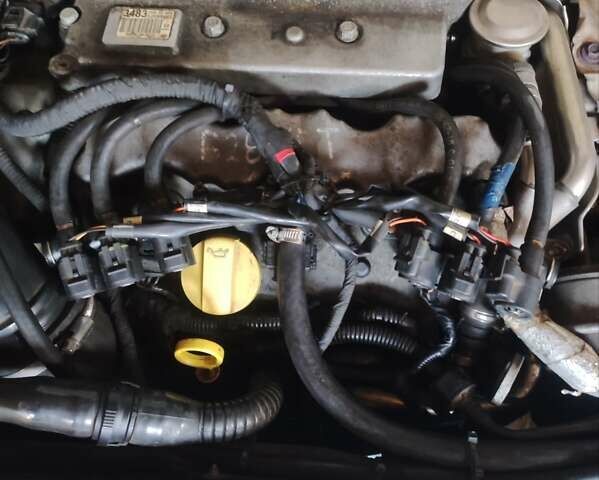 Черный Опель Вектра, объемом двигателя 2.8 л и пробегом 220 тыс. км за 5000 $, фото 9 на Automoto.ua