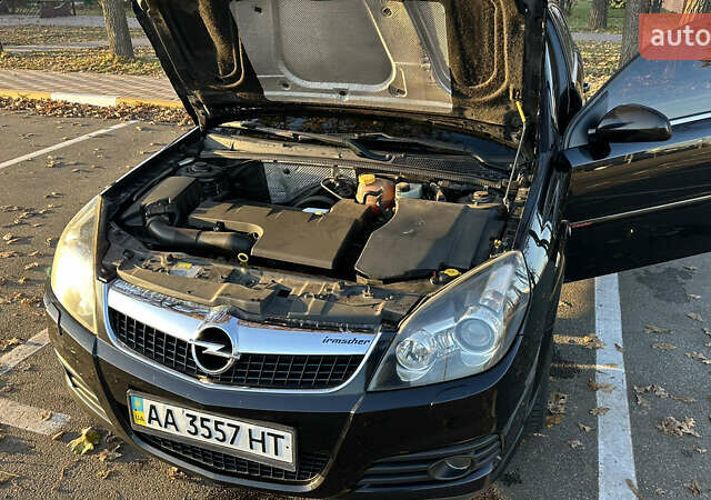 Черный Опель Вектра, объемом двигателя 2.2 л и пробегом 226 тыс. км за 6900 $, фото 6 на Automoto.ua