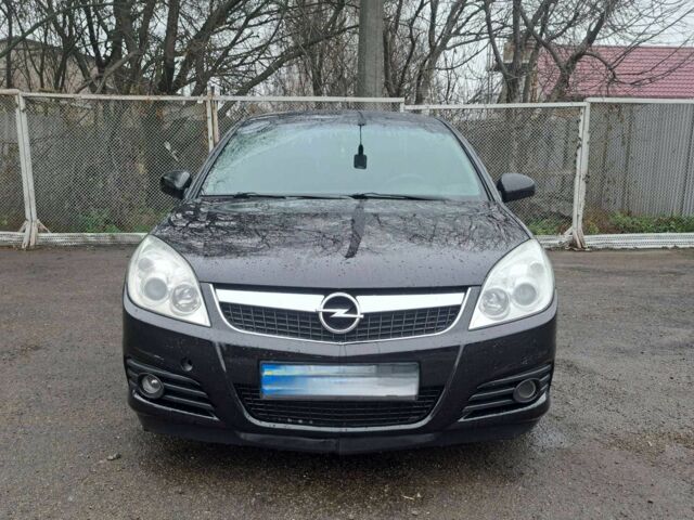 Черный Опель Вектра, объемом двигателя 2.2 л и пробегом 185 тыс. км за 5500 $, фото 1 на Automoto.ua