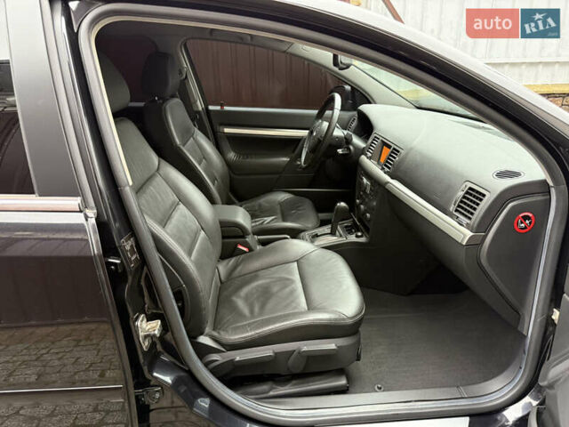 Чорний Опель Вектра, об'ємом двигуна 2.2 л та пробігом 33 тис. км за 9500 $, фото 57 на Automoto.ua