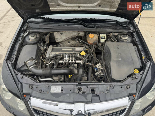 Чорний Опель Вектра, об'ємом двигуна 2.2 л та пробігом 245 тис. км за 6100 $, фото 26 на Automoto.ua