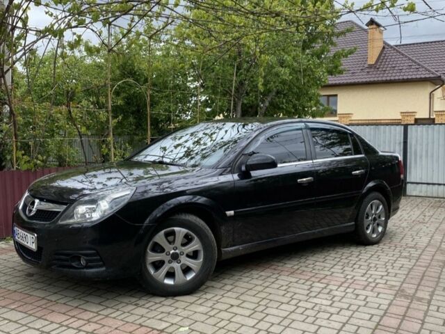 Чорний Опель Вектра, об'ємом двигуна 2.2 л та пробігом 209 тис. км за 4300 $, фото 1 на Automoto.ua