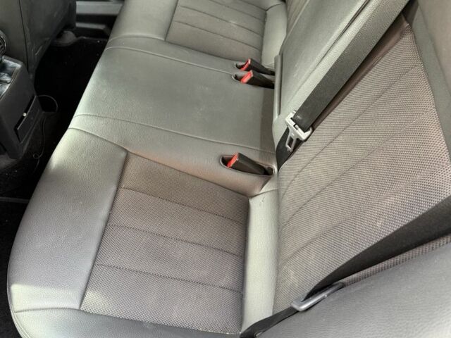 Чорний Опель Вектра, об'ємом двигуна 1.9 л та пробігом 180 тис. км за 6341 $, фото 7 на Automoto.ua