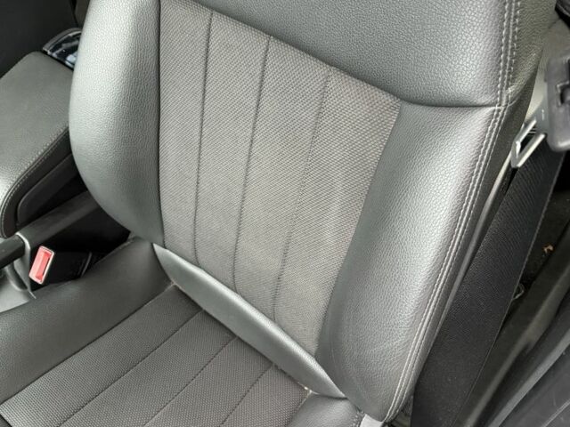 Чорний Опель Вектра, об'ємом двигуна 1.9 л та пробігом 182 тис. км за 6502 $, фото 1 на Automoto.ua