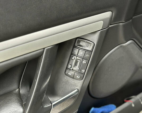 Опель Вектра 2008 у Житомирі на Automoto.ua Чорний Опель Вектра, об'ємом двигуна 1.9 л та пробігом 338 тис. км за 5100 $, фото 9 на Automoto.ua