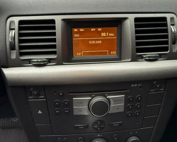 Чорний Опель Вектра, об'ємом двигуна 2.2 л та пробігом 33 тис. км за 9500 $, фото 28 на Automoto.ua