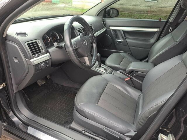 Черный Опель Вектра, объемом двигателя 2.2 л и пробегом 185 тыс. км за 5500 $, фото 13 на Automoto.ua