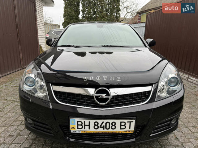 Чорний Опель Вектра, об'ємом двигуна 2.2 л та пробігом 33 тис. км за 9500 $, фото 5 на Automoto.ua