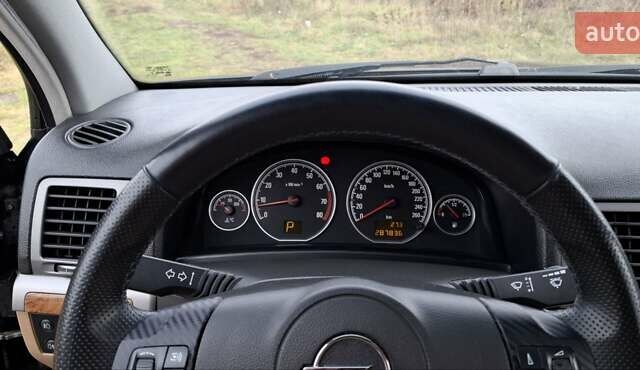 Черный Опель Вектра, объемом двигателя 2.2 л и пробегом 288 тыс. км за 5000 $, фото 7 на Automoto.ua